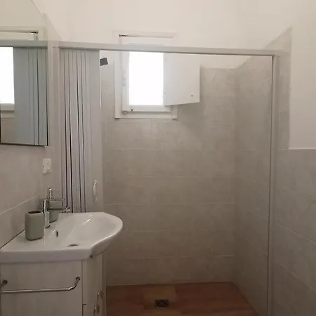 Casa Vrani ボルガニェ